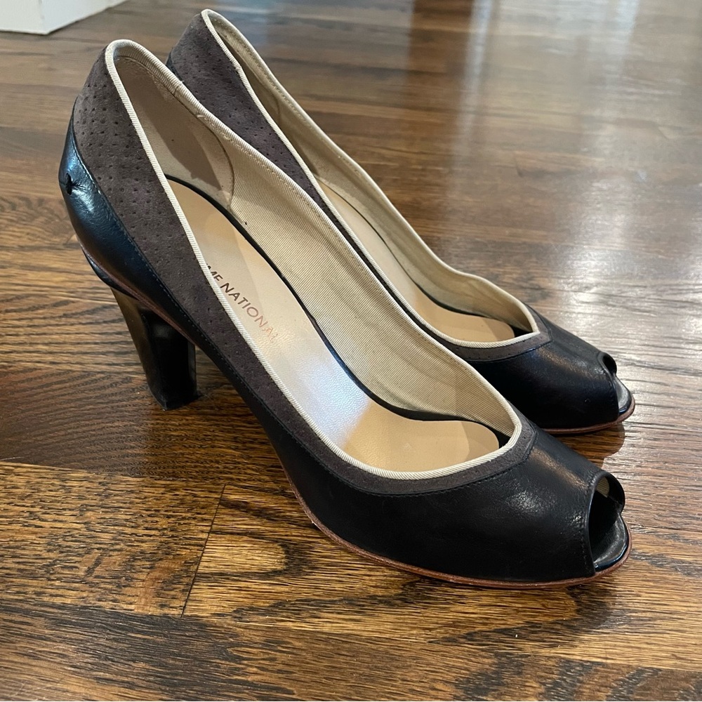 CNC COSTUME NATIONAL Black Leather Brown Suede Peep Toe Heels